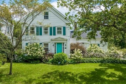 Camden House | Seabreeze Manor
