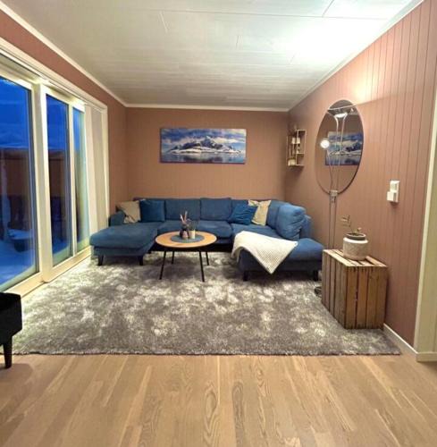 Vestvagøy House | Seacabin in Lilleeidet Marina
