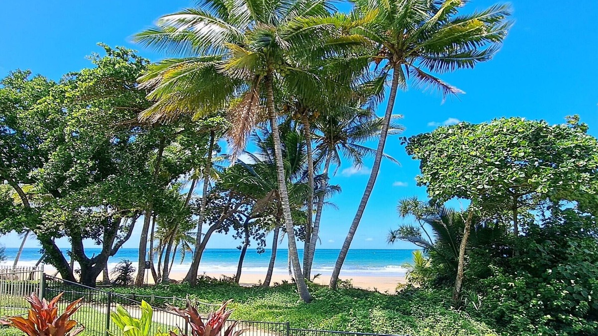 Mission Beach Bed & Breakfast | Seadreams Mission Beach
