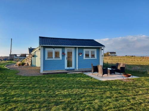 Quilty Apartment | Seafield Cabin