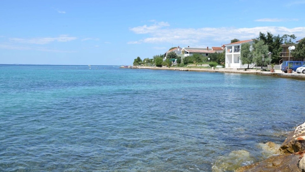 Diklo Apartment | Seafront Ground Floor
