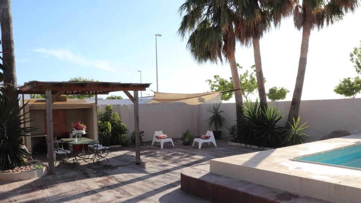 Puzol House | Seafront House With Pool Near Valencia