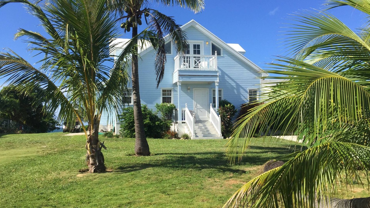 Spanish Wells House | Seafront, Spanish wells , Russell Island, Spanish Wells, Eleuthera, water access