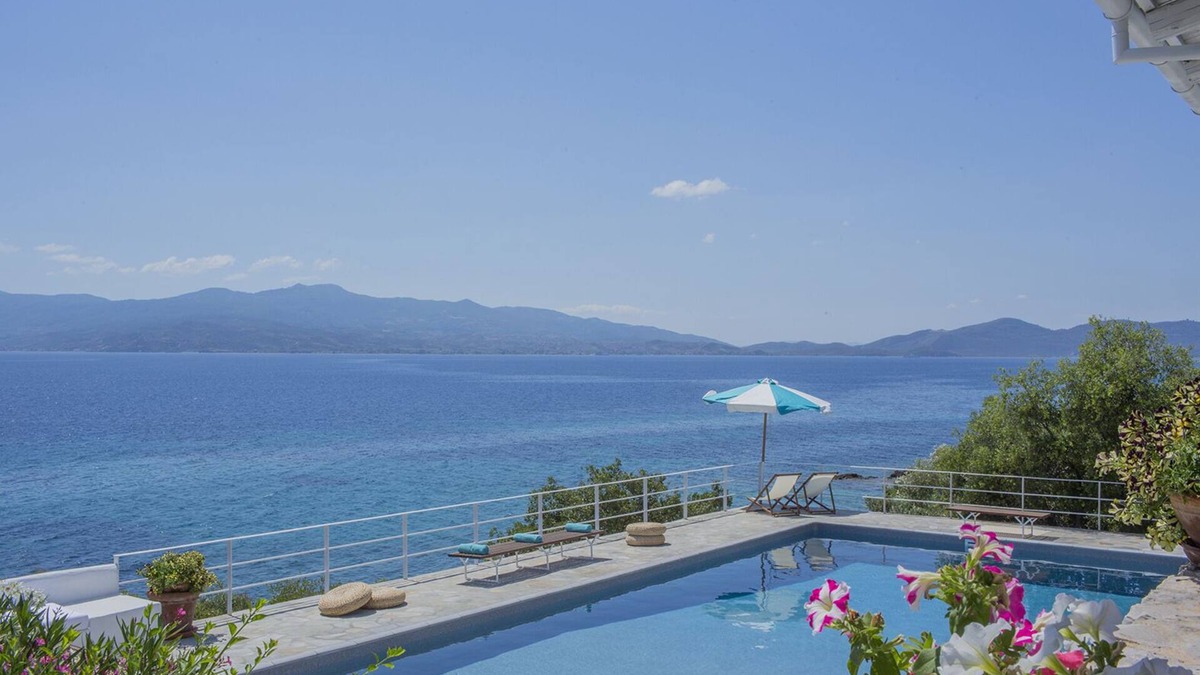 Imathia Region House | Seafront Villa with Stunning views