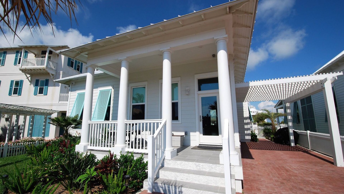 The Shores House | Seaglass Cottage Brand New Cottage located within The Shores, just a short walk to the beach!