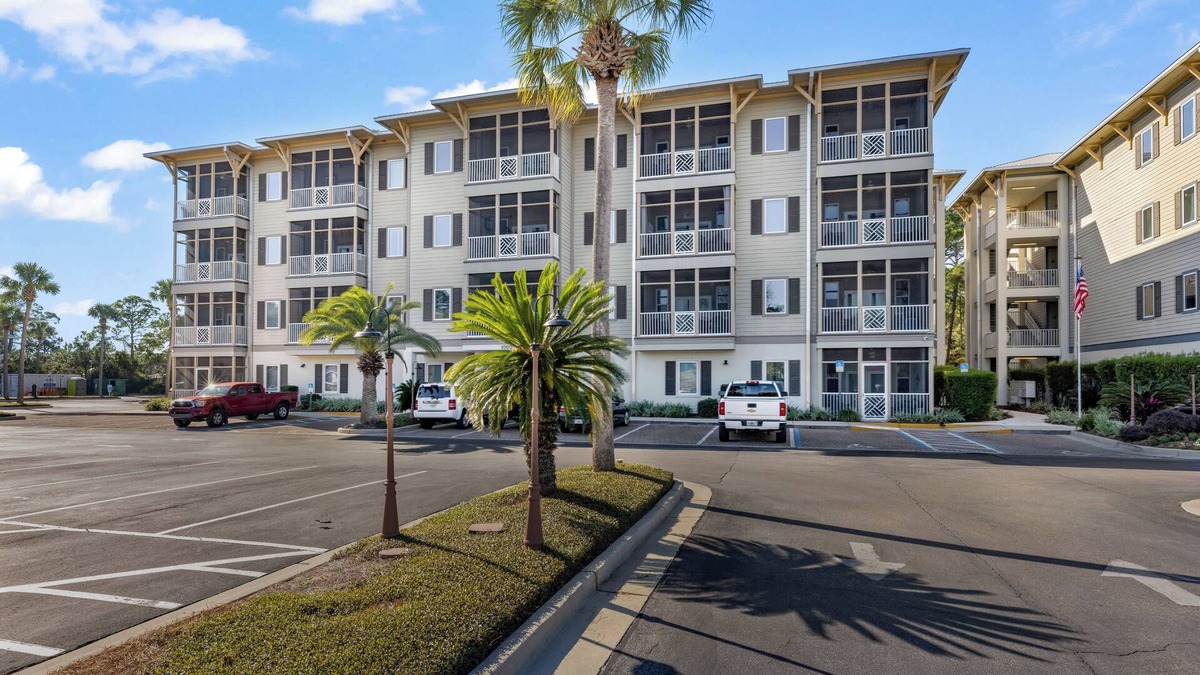Village of Sugar Beach Condo | Seagrove Highlands - 750 Steps to the Beach - 5 minute walk - | 3BR | 4 Beds