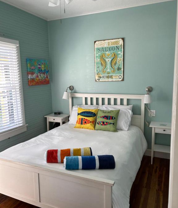 Pass-a-Grille House | Seahorse Bungalow