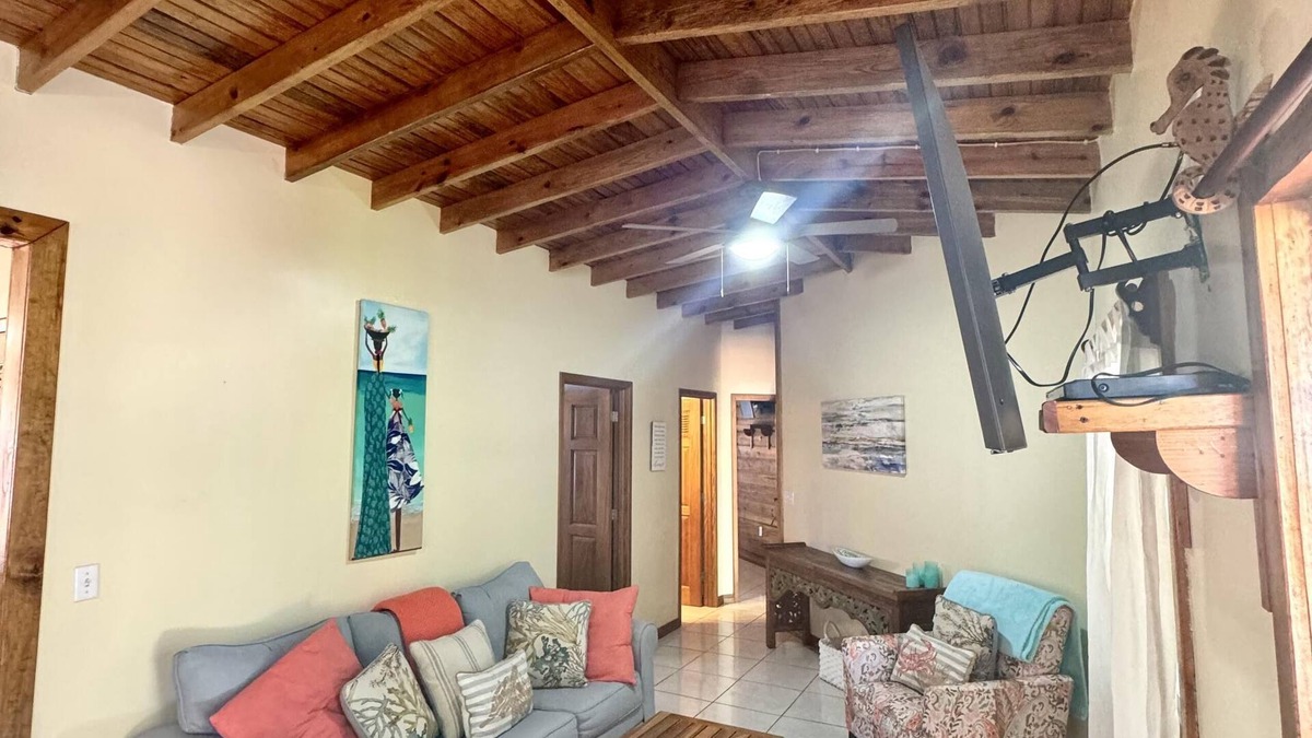 Sandy Bay Hotel | Seahorse Suite @ The Blue Bahia Resort in Sandy Bay