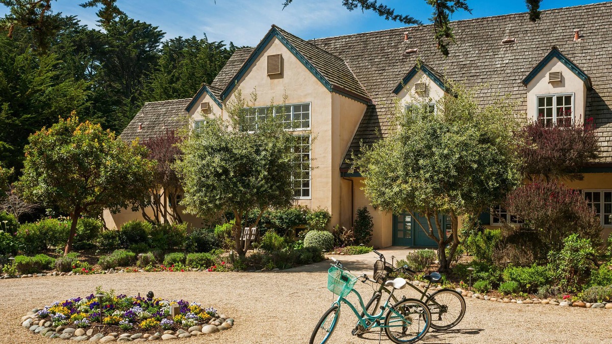 Moss Beach Bed & Breakfast | Seal Cove Inn