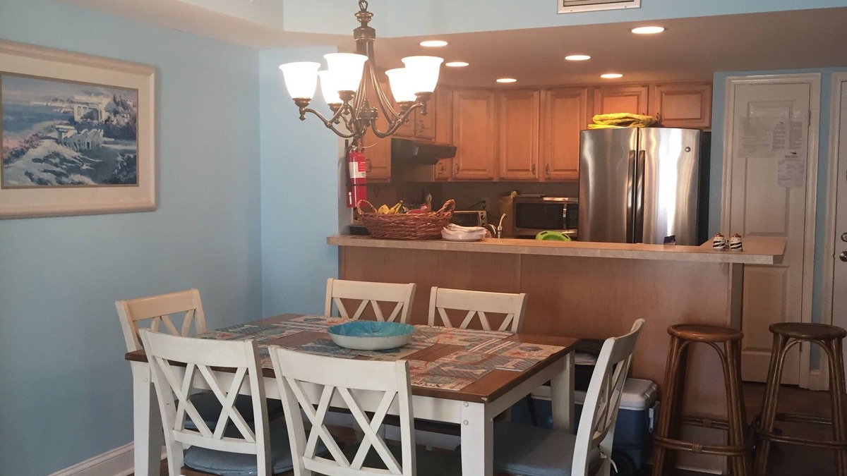 Diamond Beach Condo | Seapointe Village oceanfront bldg- Exceptional Ocean & Main pool views-free WIFI
