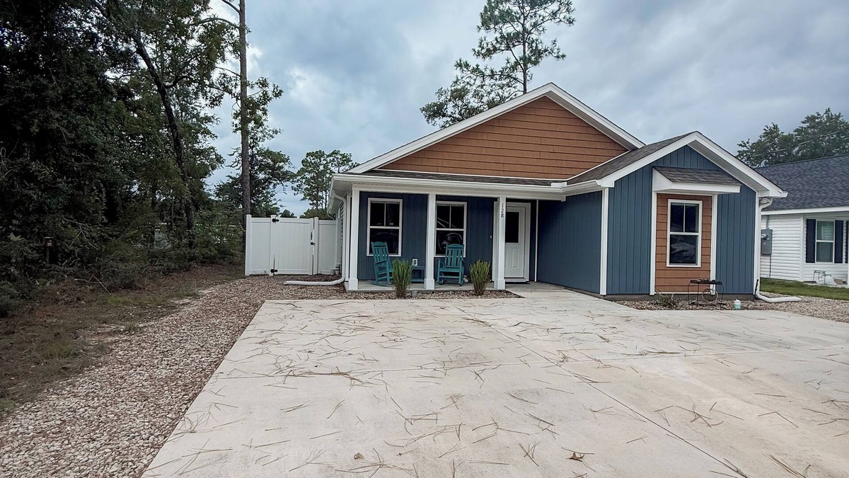 Crawfordville House | "Seas The Day" in this newer construction home located in Crawfordville.