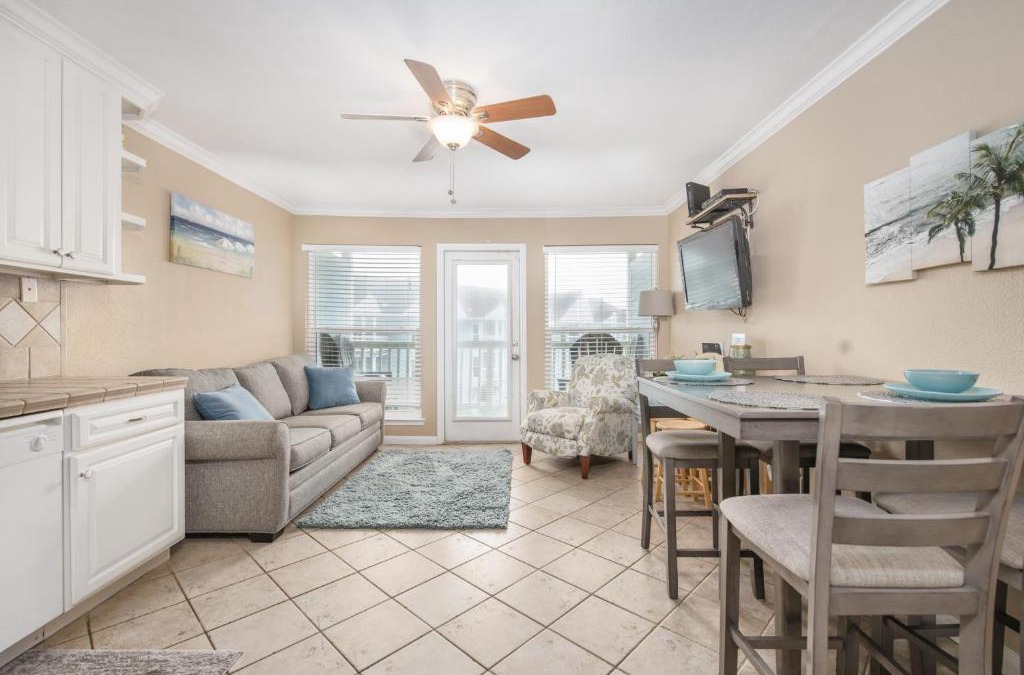 Galveston Apartment | Seascape 1321 Hotel Room