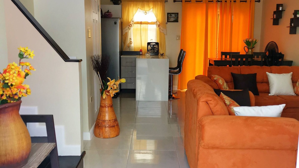 Harbour View House | Seascape Escapade - Cozy Townhouse 10mins from Norman Manley Int'l Airport