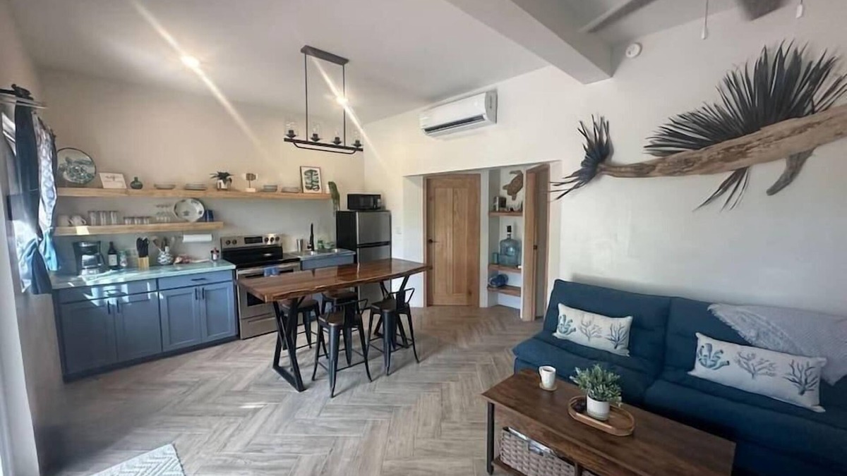 San Pedro Apartment | Seashell Suite, Garden and Pool Views @SapphireBeach