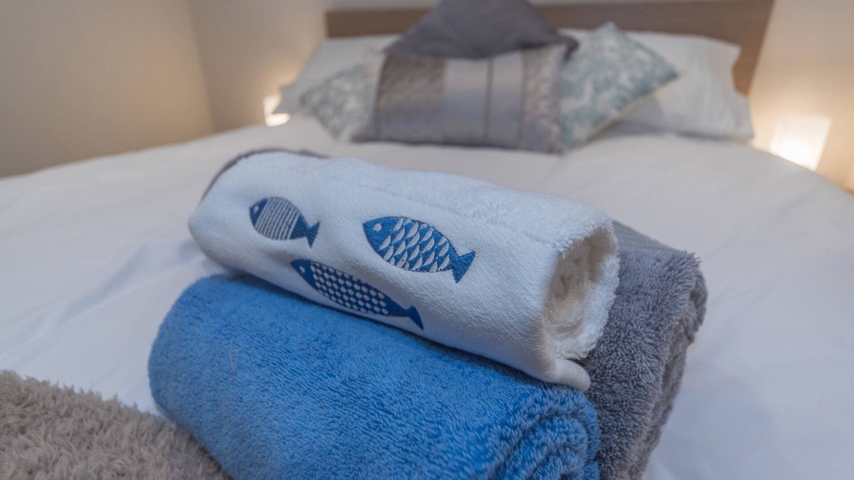 Lytham St. Anne's Cottage | SEASHELLS COTTAGE, family friendly, with a garden in Lytham St. Annes