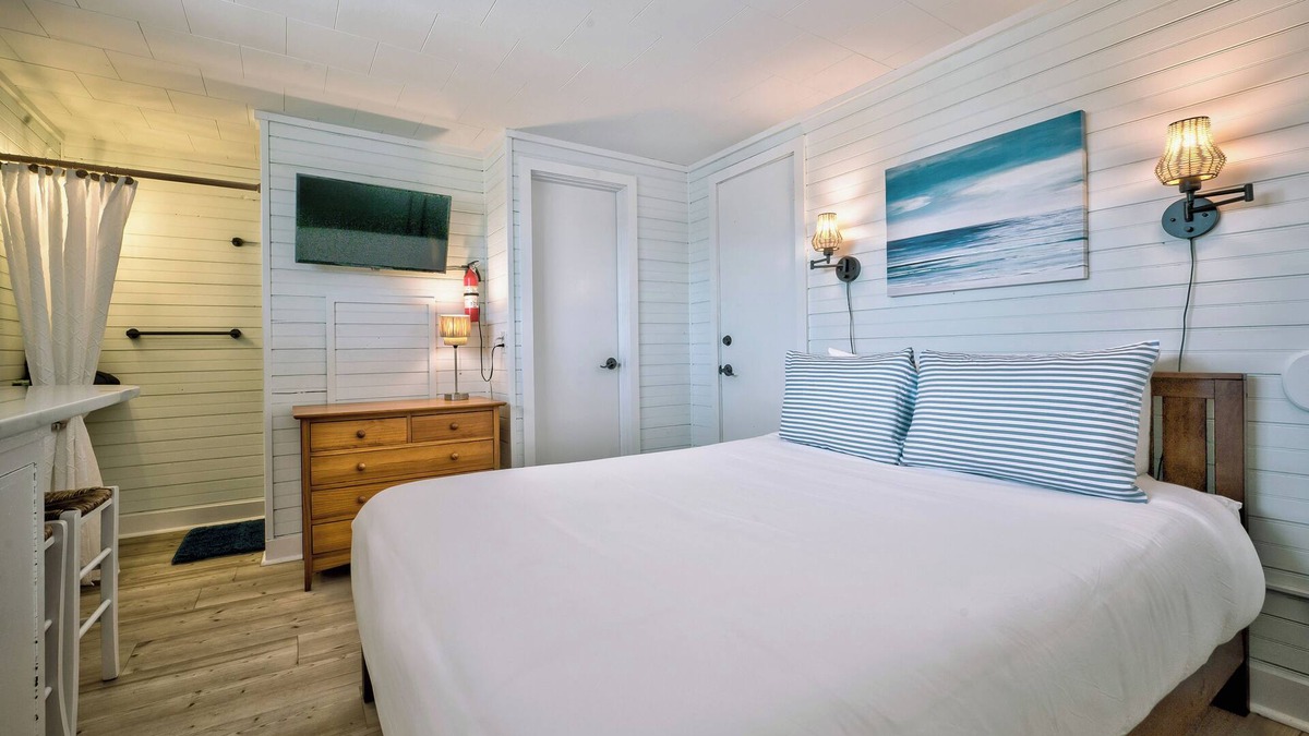Ocean Bay Park Hotel | Seashore Condo Hotel Junior Suite, Cozy Fire Island Escape, Near Ferry - With Bay Views and Steps from the Beach.
