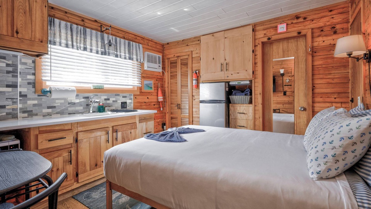 Ocean Bay Park Hotel | Seashore Condo Hotel Junior Suite First Floor, Cozy Fire Island Escape, Near Ferry - With Bay Views and Steps from the Beach.
