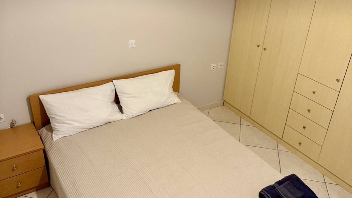 Kamena Vourla Apartment | Seaside 2-bedroom flat with Panoramic View, in front of the sea!