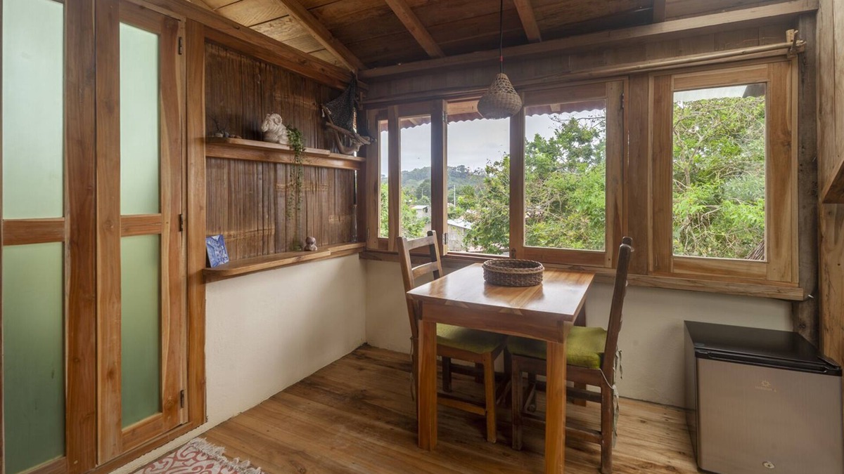 Mompiche Apartment | Seaside Apartment ☀ Watch the Surf, Walk to Town