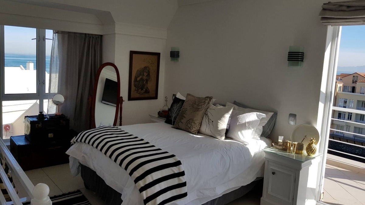Gordon's Bay Apartment | Seaside Apartment in Gordon's Bay