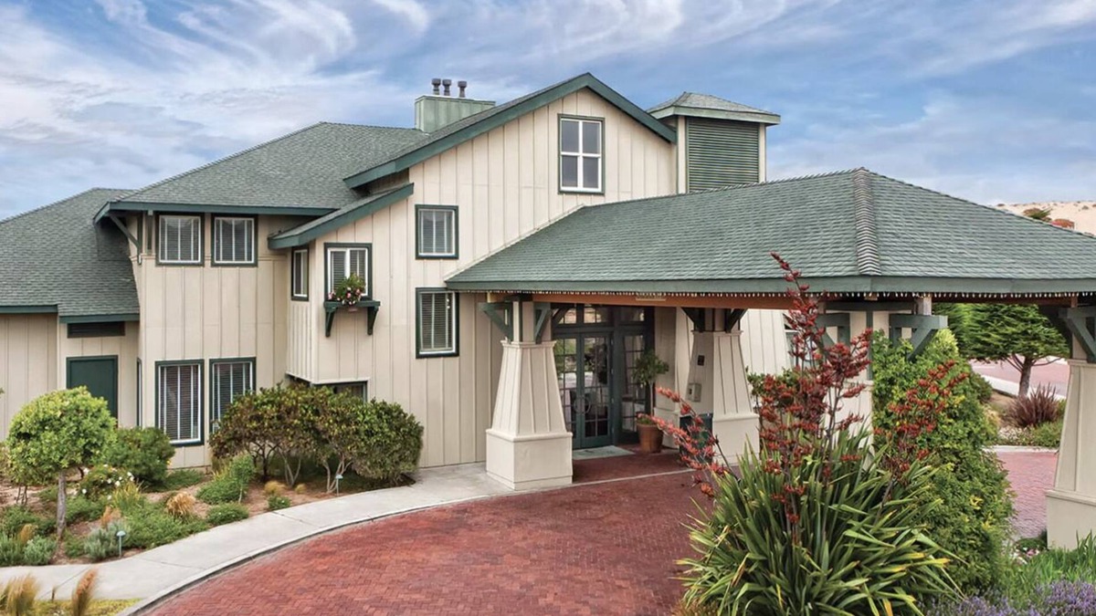 Marina Resort | Seaside Bliss: Beach Condo Getaway