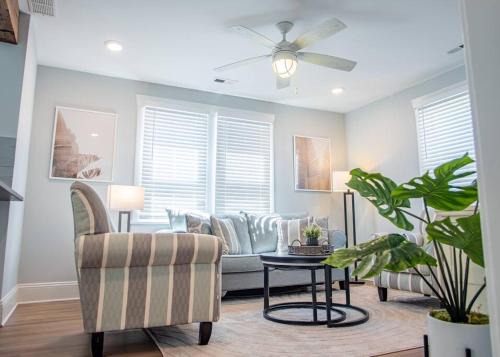 Gardens Apartment | Seaside Bliss in The Gardens, OC