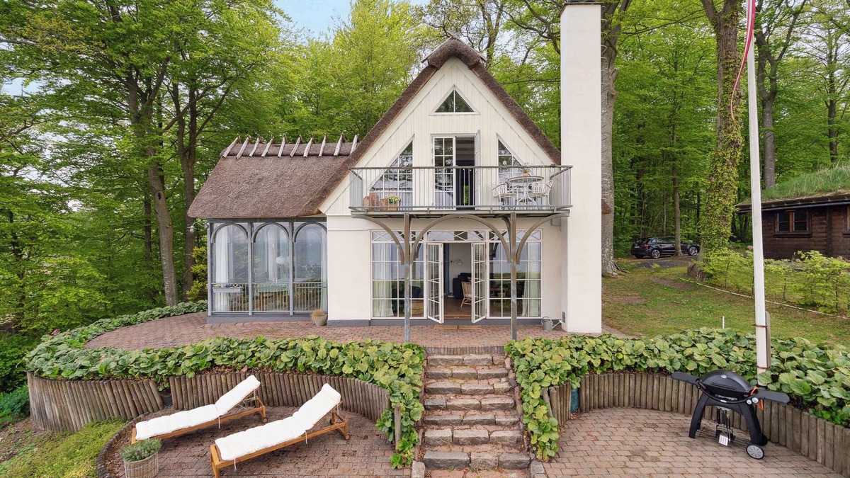 Hejsager Strand House | Seaside charm and panoramic view