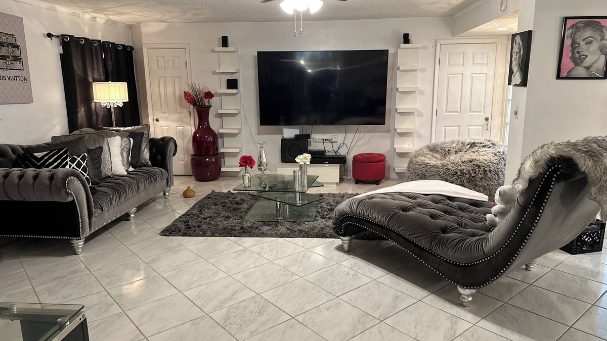 Ives Estates Apartment | "Seaside Chic: Near Aventura Mall"