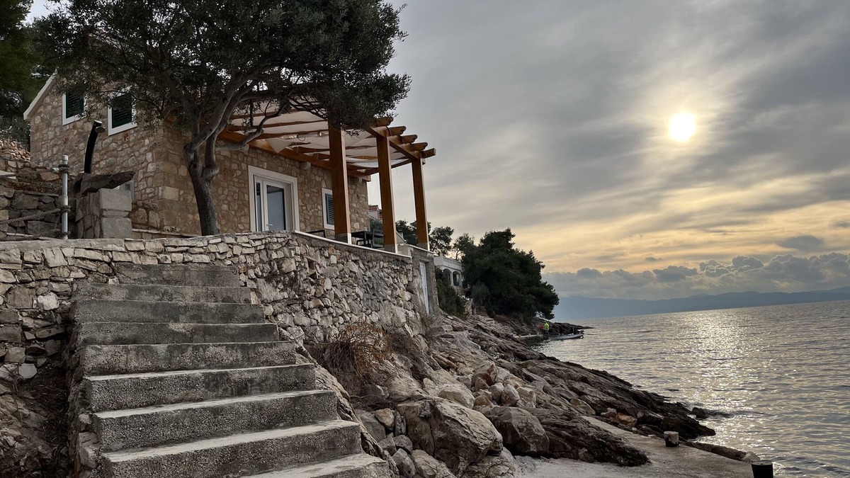 Gdinj Cottage | Seaside Cottage Maslina, Torac Bay