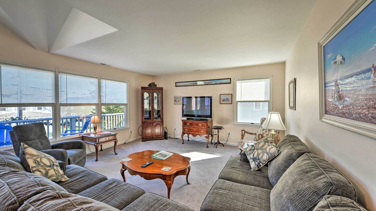West Cape May Condo | Seaside Escape < 1 Mi to Cape May Public Beach