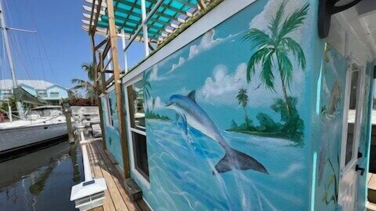 Merritt Island Boat Rental | Seaside Escape A Cozy Houseboat