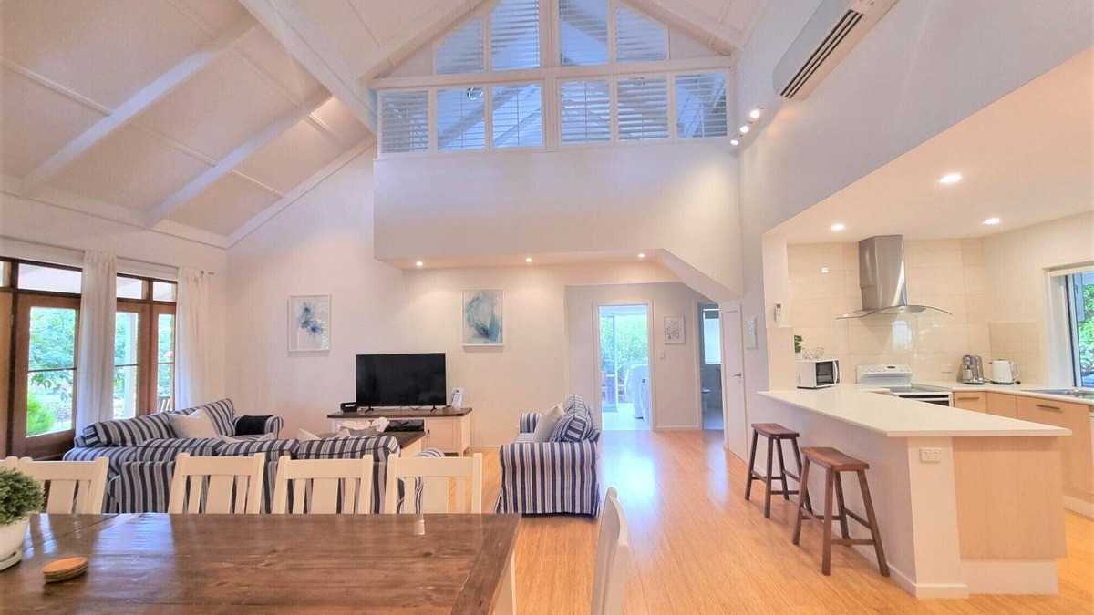 Brownlow Ki House | Seaside Garden Cottages: The Villa, Beautiful & Private Kingscote Accommodation