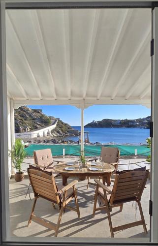 Vari Apartment | Seaside Haven in Vari