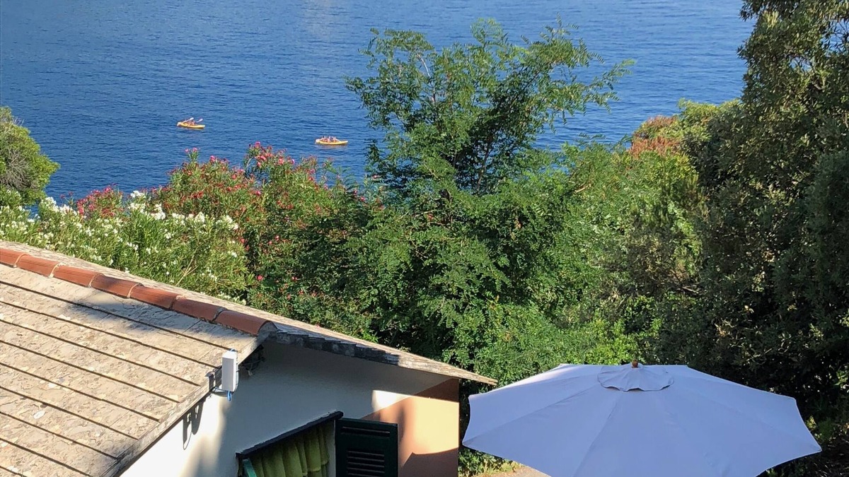 Bonassola House | Seaside holiday home in Bonassola, Madonnina della Punta, near Cinque Terre