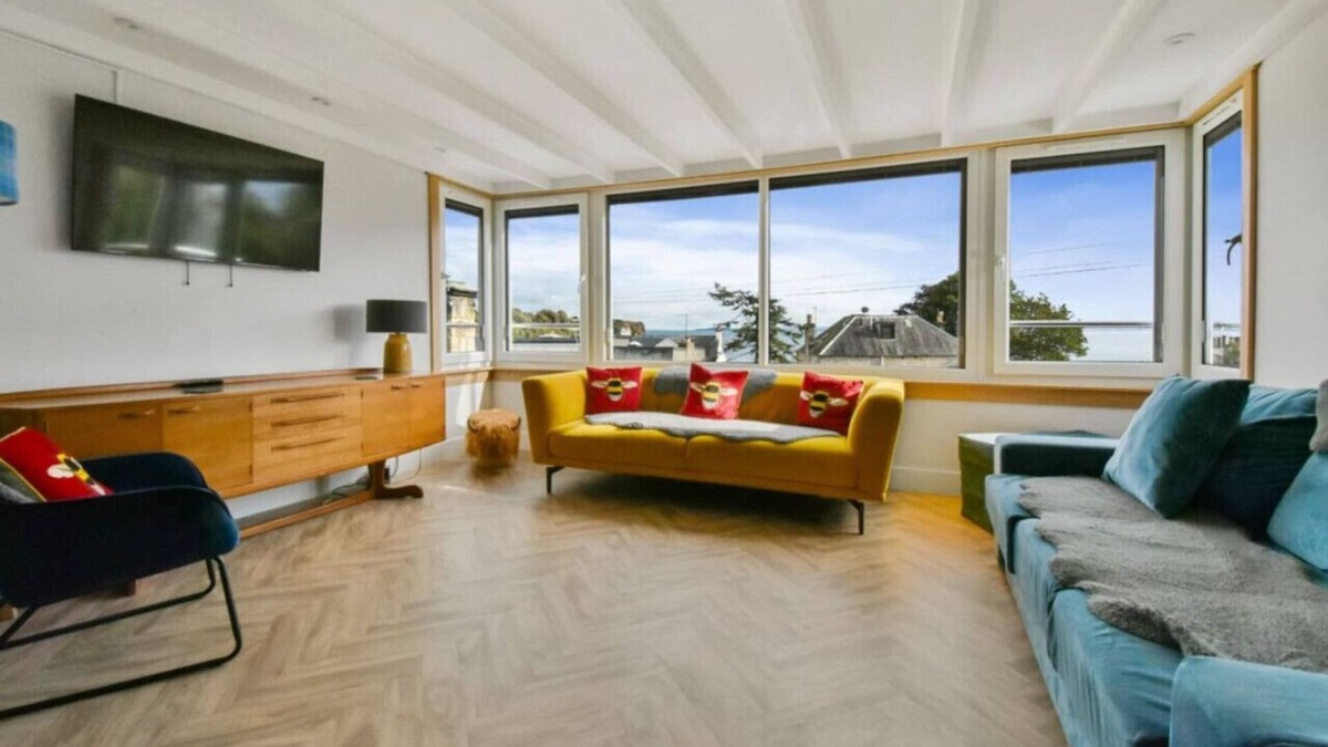 Aberdour House | Seaside Luxury Escape