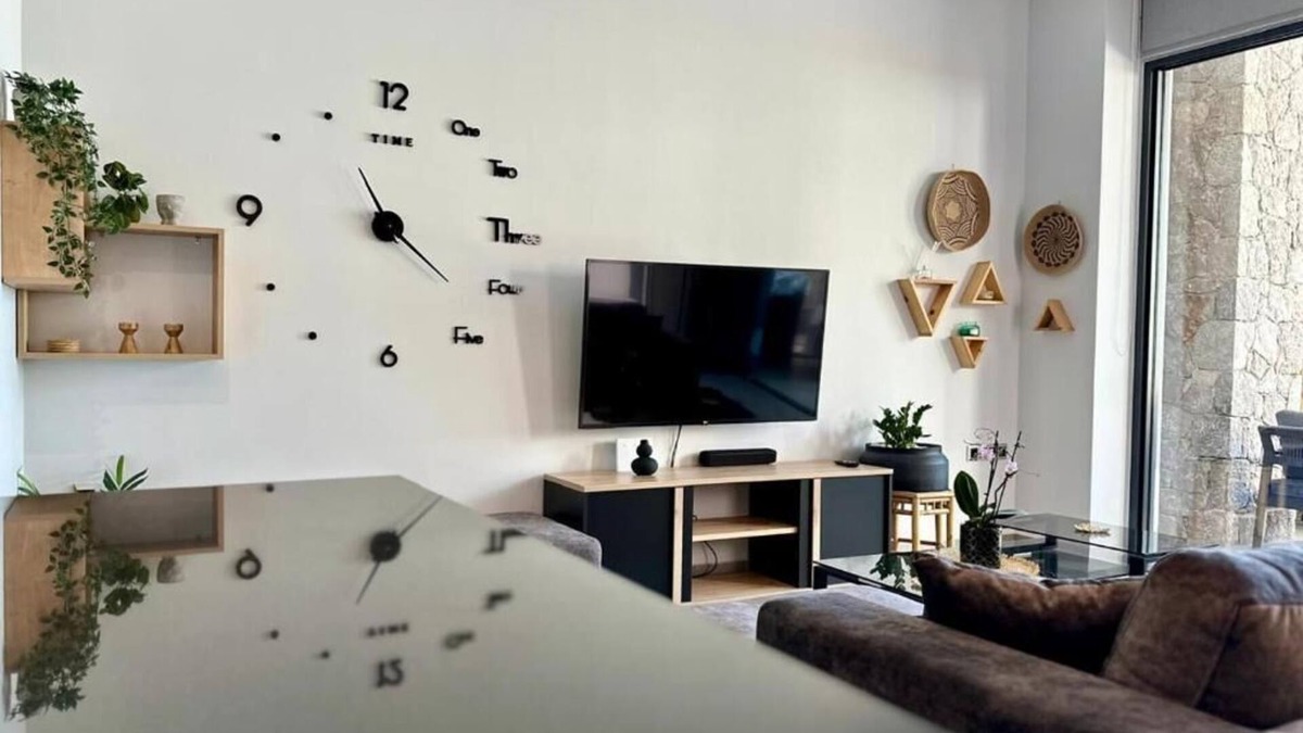 Papastavraiika Apartment | Seaside one bedroom apartment in beautiful Porto Cheli