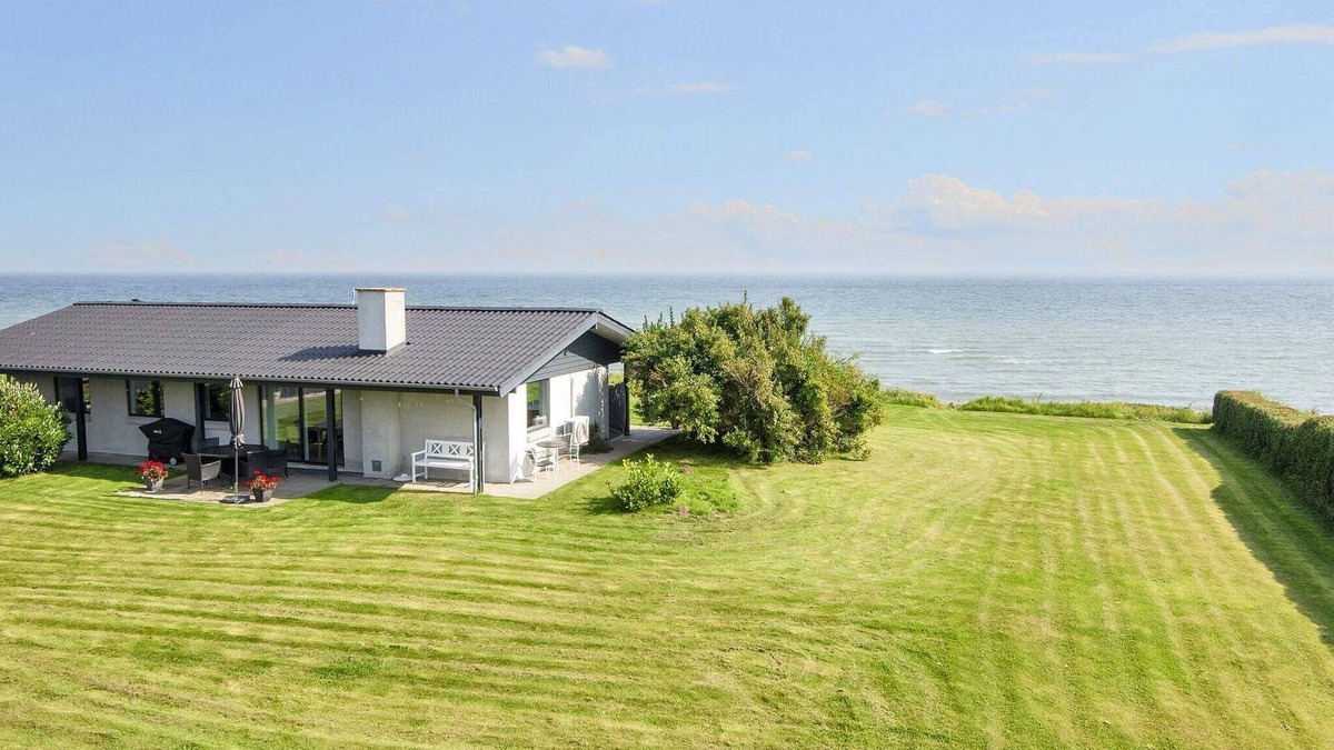 Saksild Strand House | Seaside Panorama Retreat - By Traum Ferienwohnungen