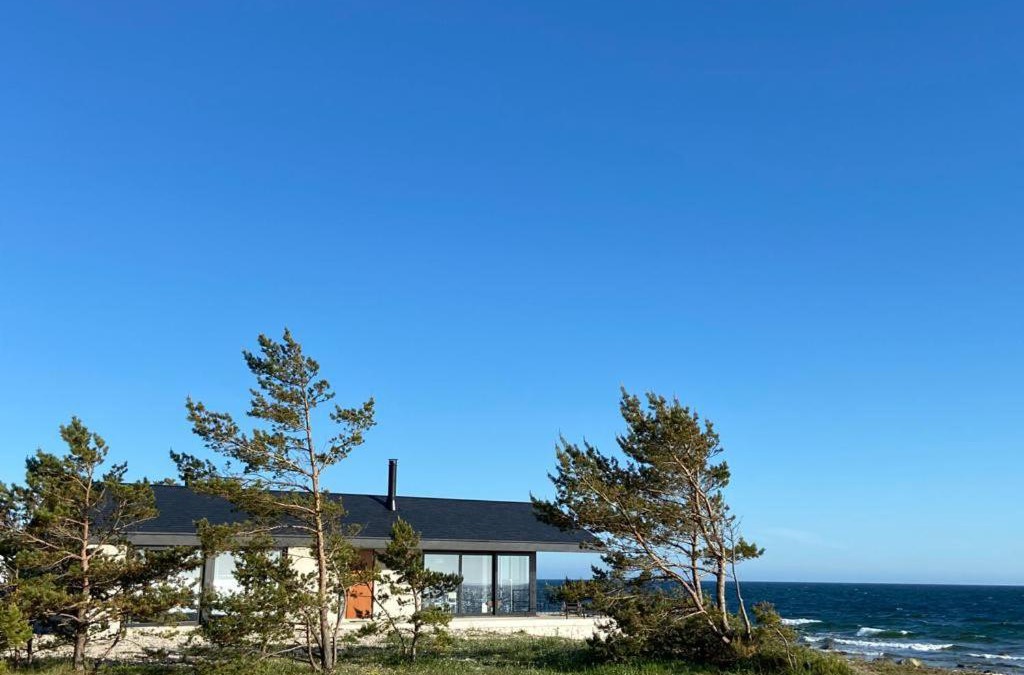 Hiiu Villa | Seaside Rendezvous