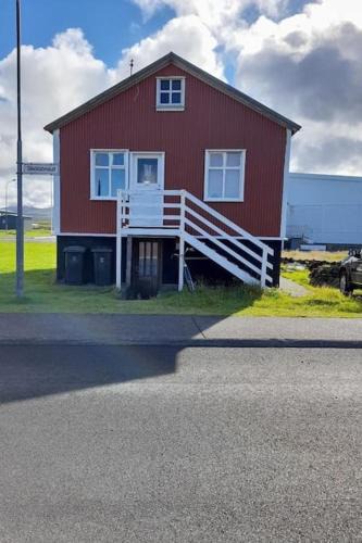 Hellissandur House | Seaside Retreat, Glacier View