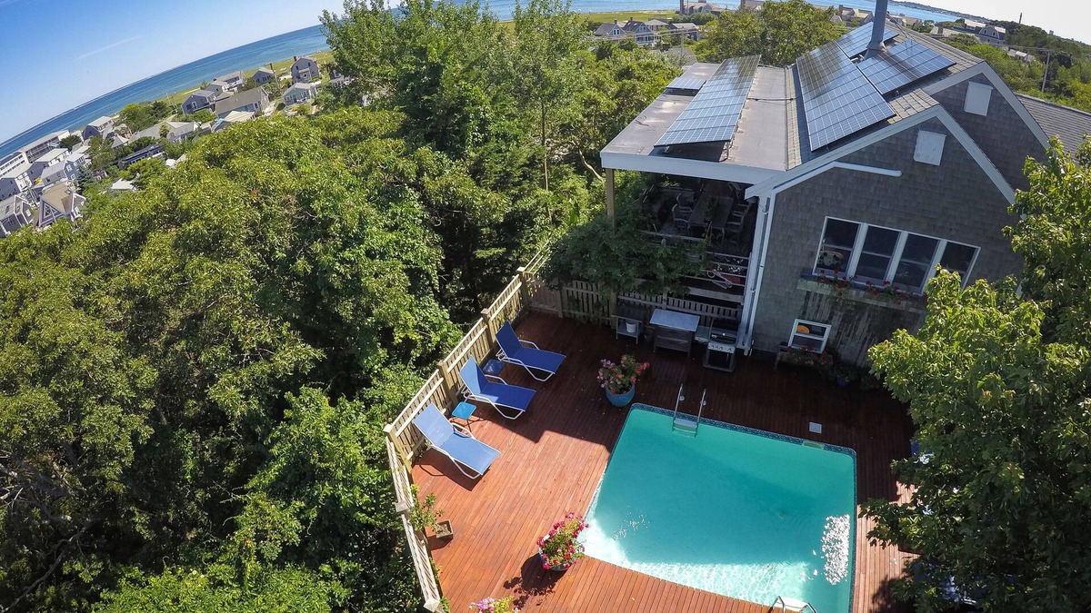 Provincetown House | Seaside Serenity, heated pool, hot tub, Sept. 15-27 and Columbus day available!