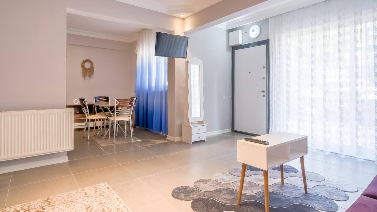 Yenikoy Mahallesi Apartment | Seaside Serenity in Sariyer, Istanbul