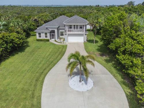 Melbourne Beach House | Seaside Serenity -Private Pool with Beach Access