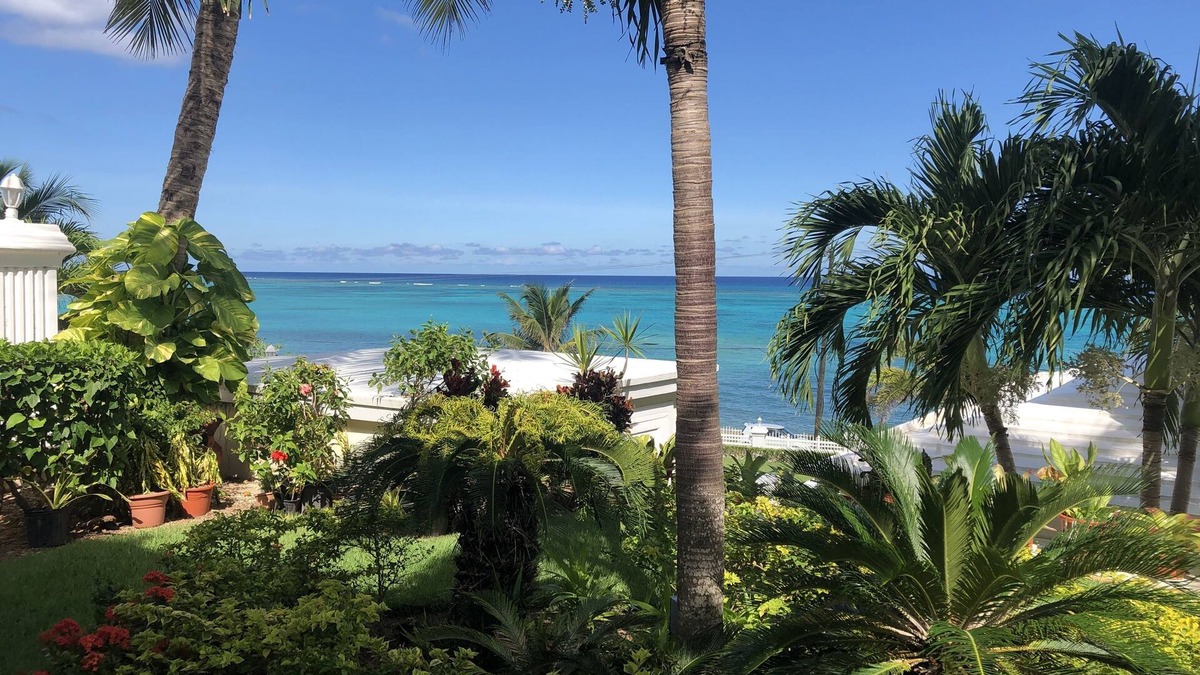 Nassau Villa | Seaside Shore Condominiums 111