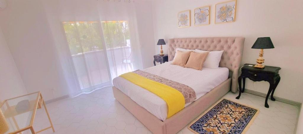 Vale do Garrao House | Seaside SunFlower