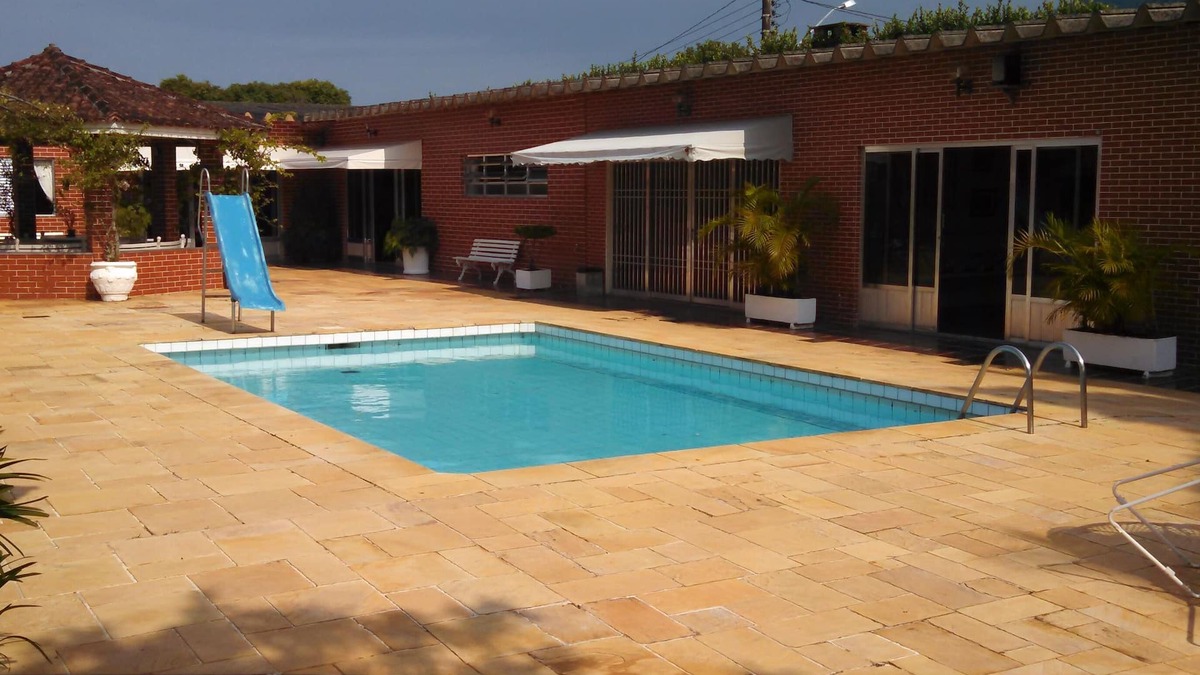 Centro House | Season house in Peruibe with pool and great entertainment at the sea