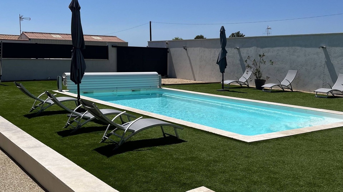 Saint-Hilaire-la-Foret Apartment | Seasonal rental with private pool