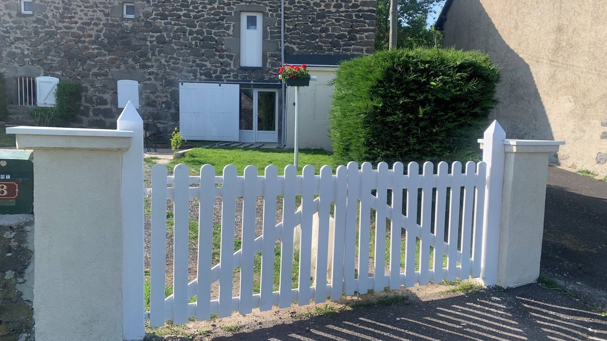 Valuejols Apartment | Seasonal rentals in a quiet former farmhouse