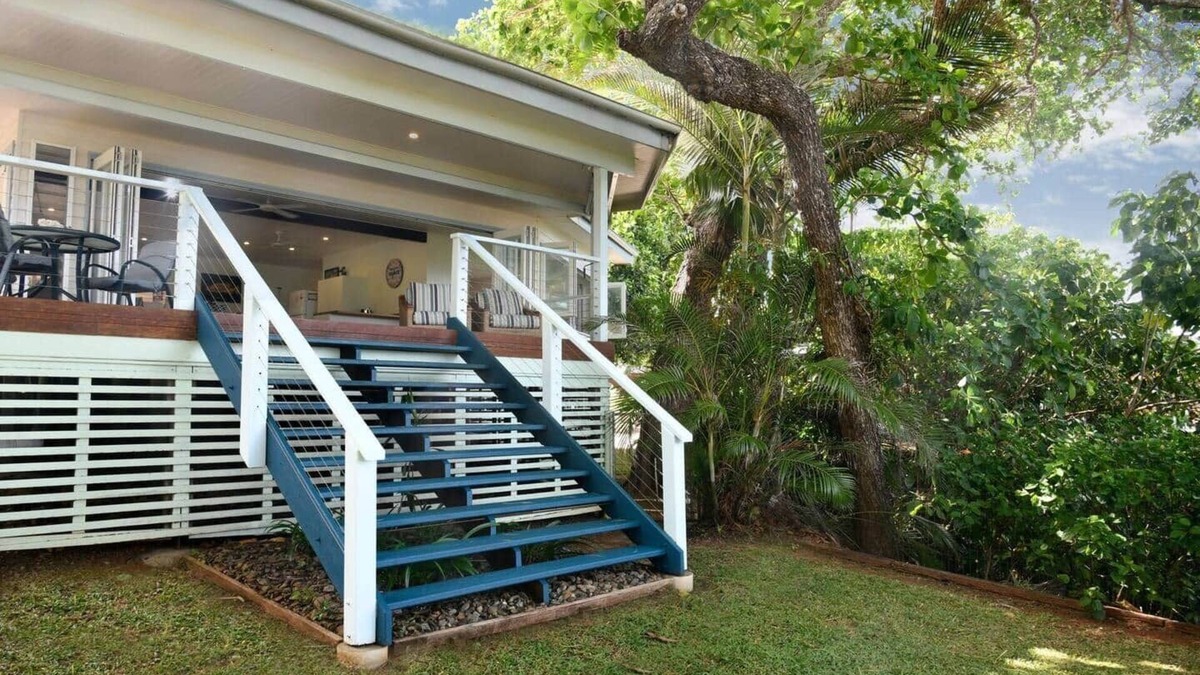 South Mission House | Seasons - Beachfront- Amazing views