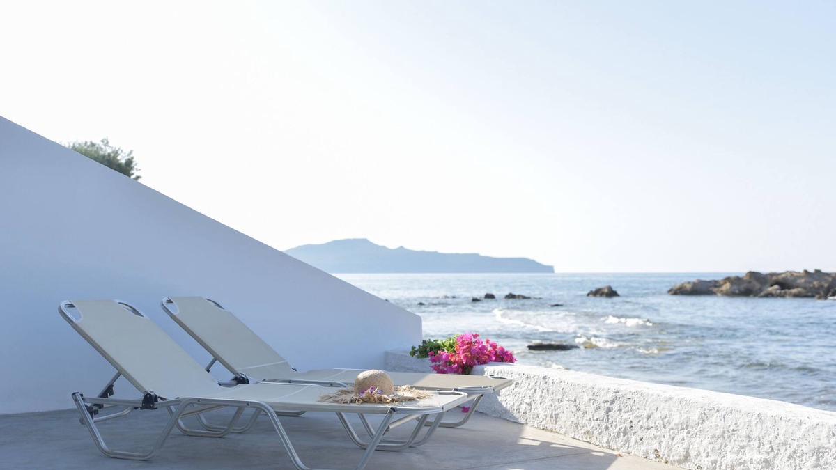 Kalathas Apartment | Seasound I. Amazing apartment into the sea