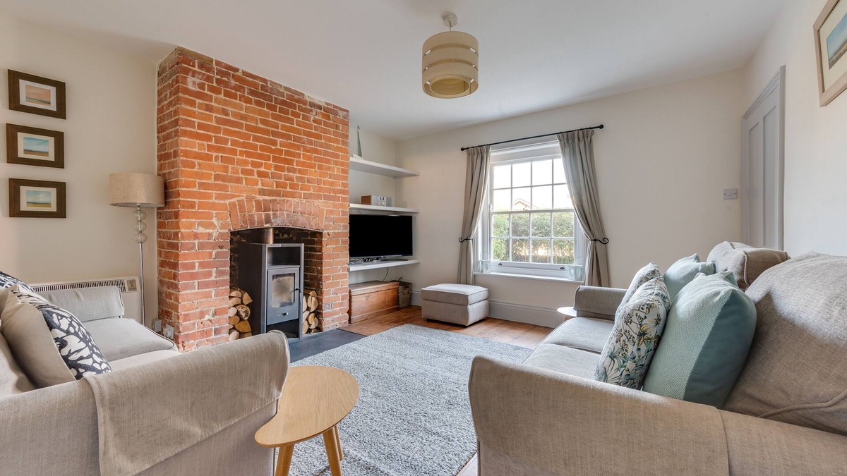 Weybourne House | Seastone - Two Bedroom House, Sleeps 4